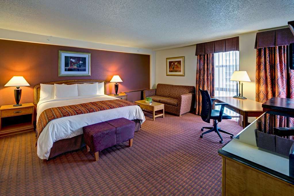 Отель Doubletree By Hilton Milwaukee Downtown Номер фото
